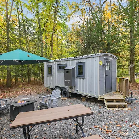 Camptel Poconos Lodging Albrightsville Exterior foto