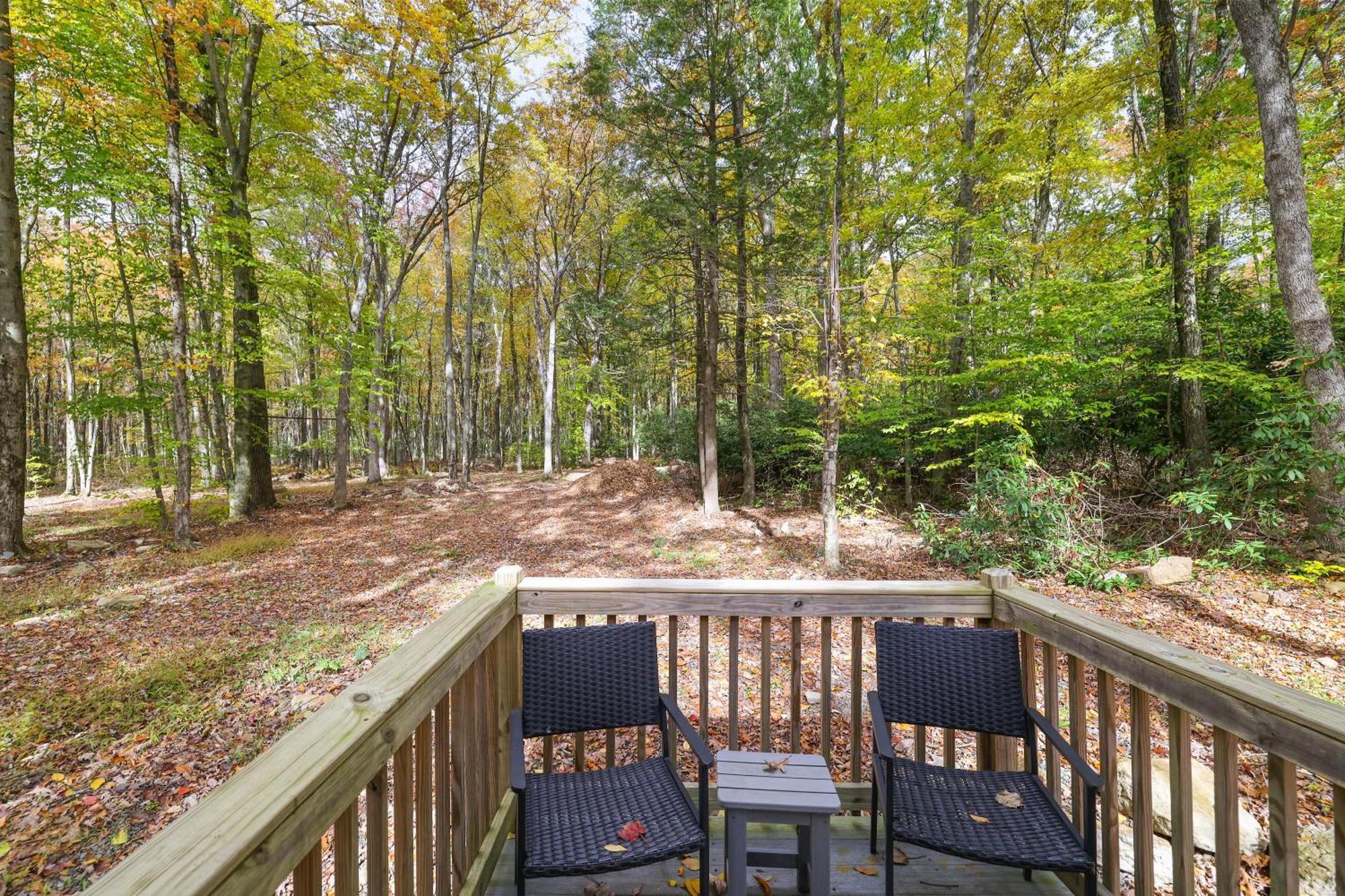 Camptel Poconos Lodging * Albrightsville